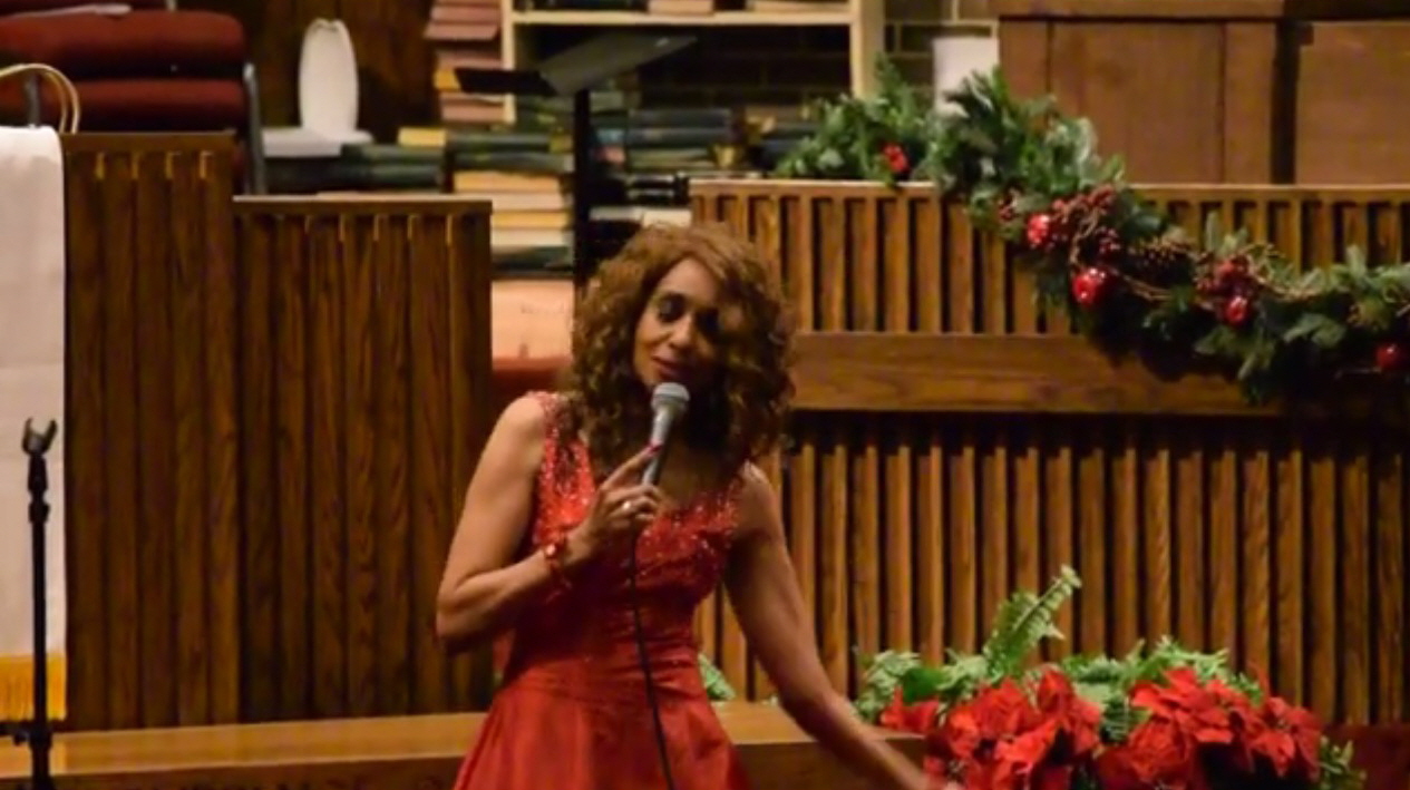 Click to play - Loretta Holloway Christmas with Loretta Part  2